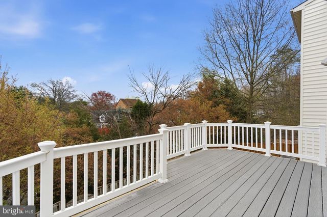 8002 SAMUEL WALLIS ST, Lorton, VA 22079