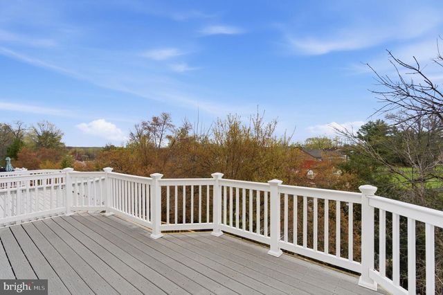 8002 SAMUEL WALLIS ST, Lorton, VA 22079