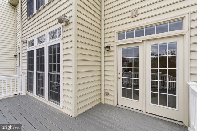 8002 SAMUEL WALLIS ST, Lorton, VA 22079