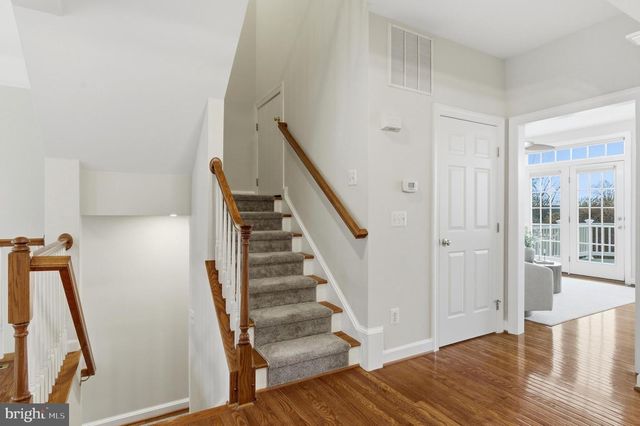 8002 SAMUEL WALLIS ST, Lorton, VA 22079