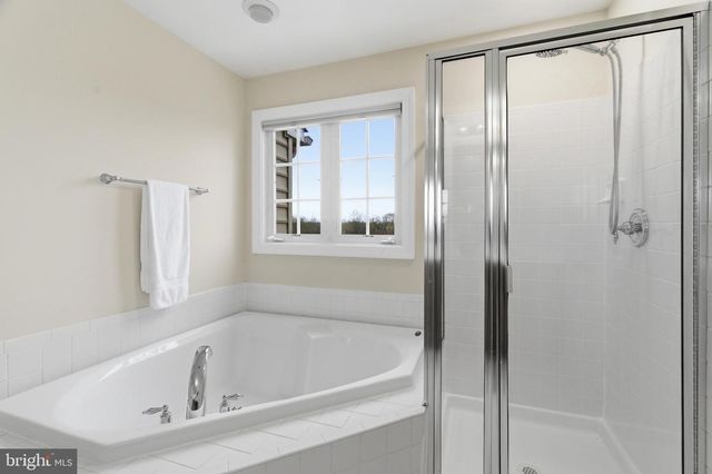 8002 SAMUEL WALLIS ST, Lorton, VA 22079