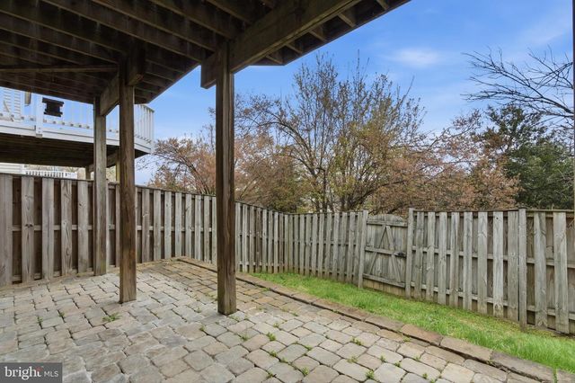 8002 SAMUEL WALLIS ST, Lorton, VA 22079