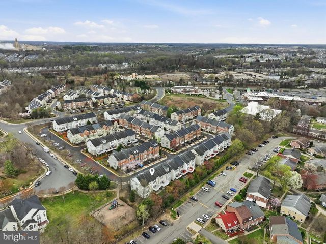 8002 SAMUEL WALLIS ST, Lorton, VA 22079