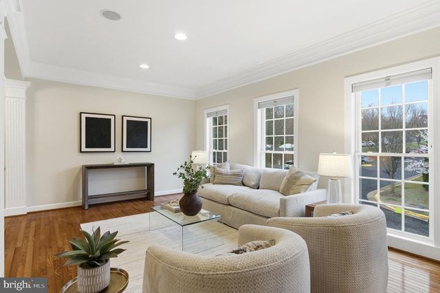 8002 SAMUEL WALLIS ST, Lorton, VA 22079