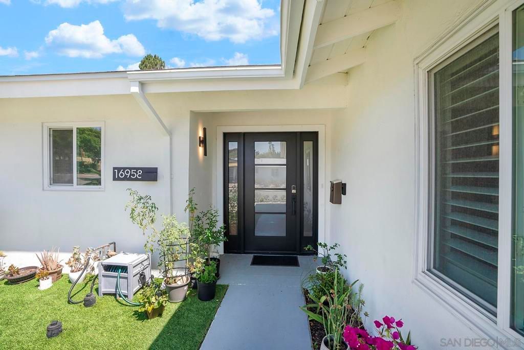 16958 Hierba, San Diego, CA 92128 — photo 2