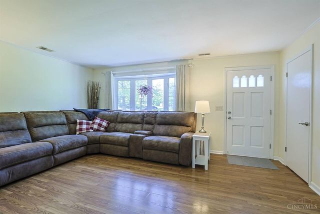 5310 E Kemper Road, Sharonville, OH 45241