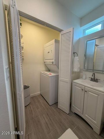 800 W Howe Street, Tempe, AZ 85281