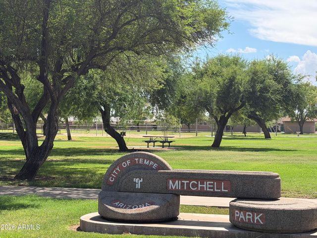 800 W Howe Street, Tempe, AZ 85281