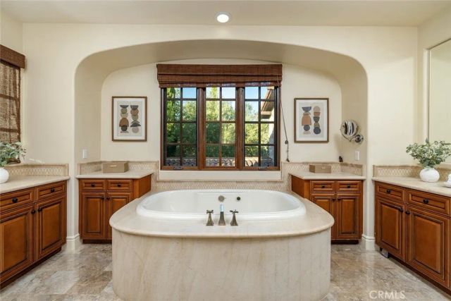 8 Night Sky, Newport Coast, CA 92657