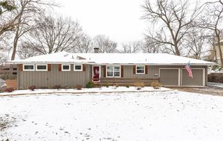 9325 Madison Avenue, Kansas City, MO 64114