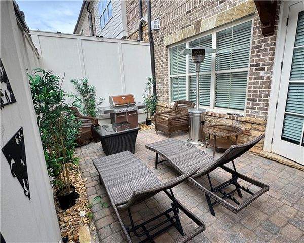 529 Springer Bend NW, Marietta, GA 30060