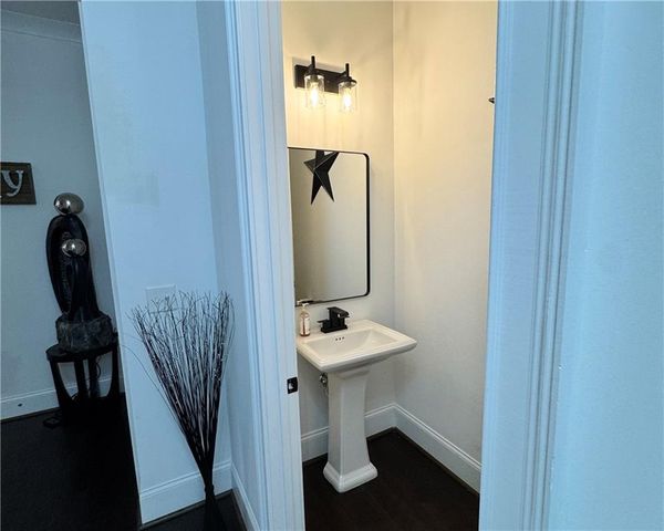 529 Springer Bend NW, Marietta, GA 30060