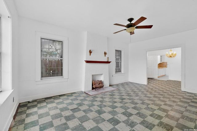 3019 W Houston, San Antonio, TX 78207