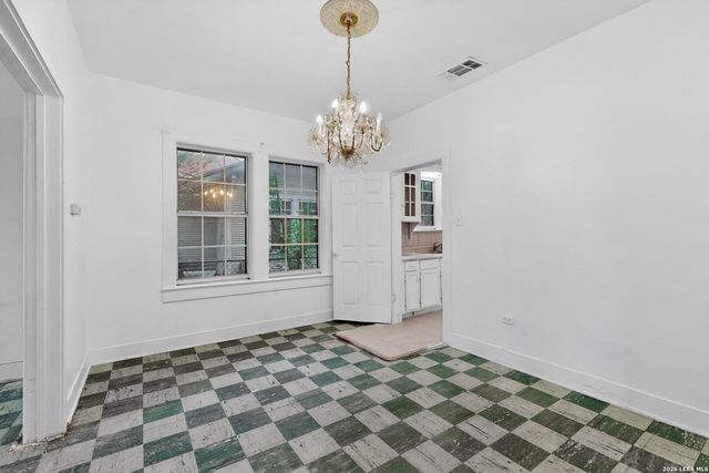 3019 W Houston, San Antonio, TX 78207