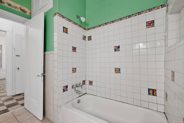 3019 W Houston, San Antonio, TX 78207