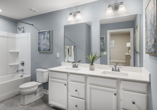 5042 Kensington Way, Pleasant View, TN 37146