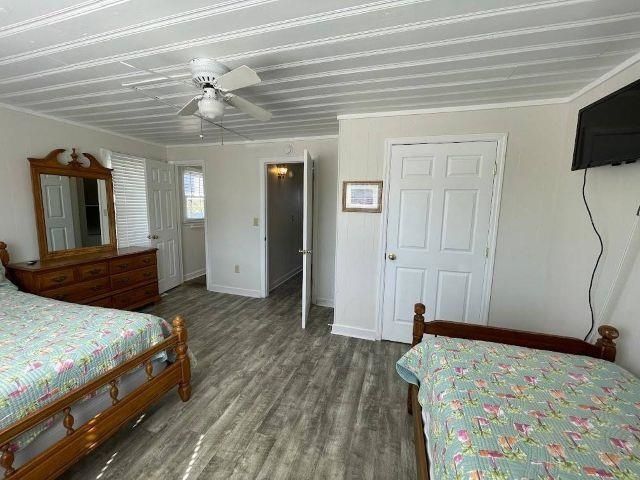 872 S Waccamaw Dr., Murrells Inlet, SC 29576