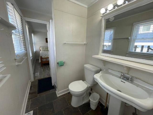 872 S Waccamaw Dr., Murrells Inlet, SC 29576