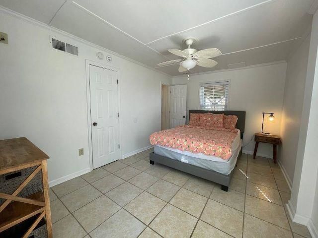 872 S Waccamaw Dr., Murrells Inlet, SC 29576