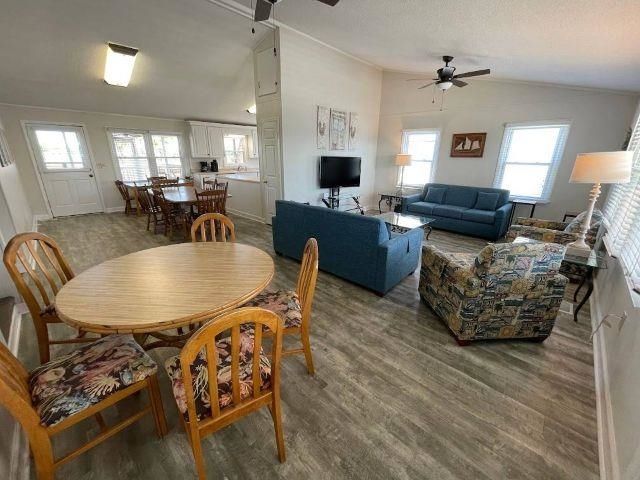 872 S Waccamaw Dr., Murrells Inlet, SC 29576