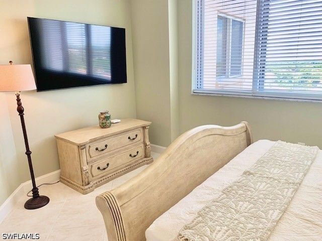 6597 NICHOLAS BLVD 1101, Naples, FL 34108
