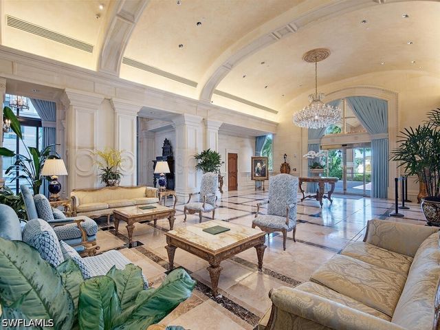 6597 NICHOLAS BLVD 1101, Naples, FL 34108