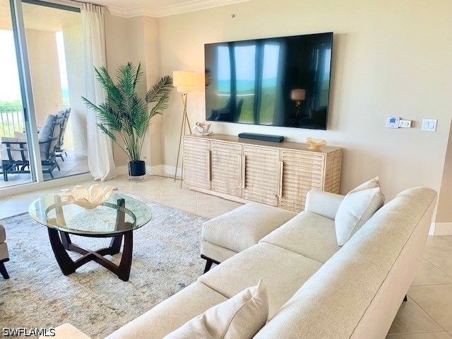 6597 NICHOLAS BLVD 1101, Naples, FL 34108