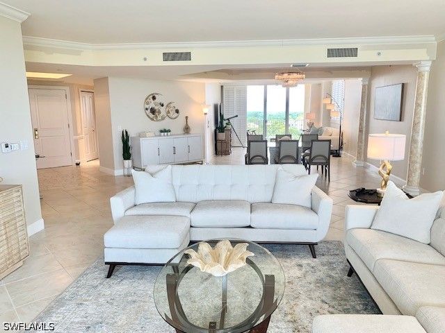 6597 NICHOLAS BLVD 1101, Naples, FL 34108