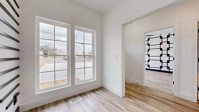 267 Paragon Mills Rd, Nashville, TN 37211