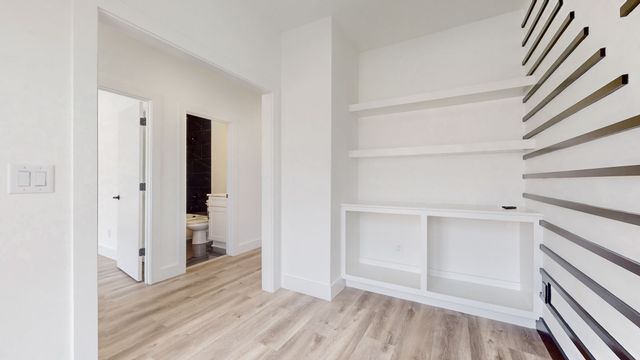 267 Paragon Mills Rd, Nashville, TN 37211