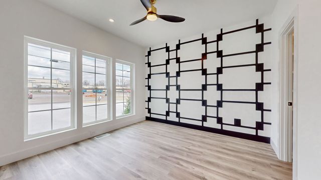 267 Paragon Mills Rd, Nashville, TN 37211