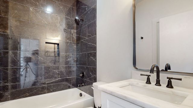 267 Paragon Mills Rd, Nashville, TN 37211