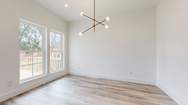 267 Paragon Mills Rd, Nashville, TN 37211