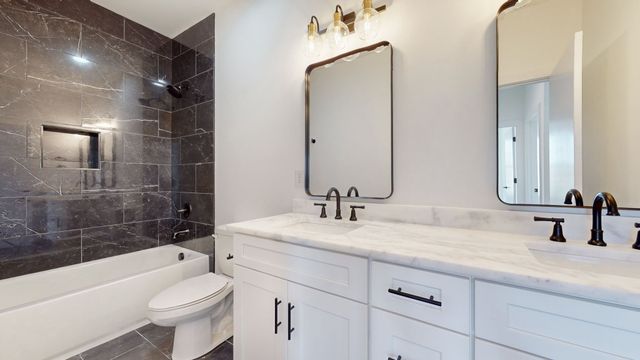 267 Paragon Mills Rd, Nashville, TN 37211