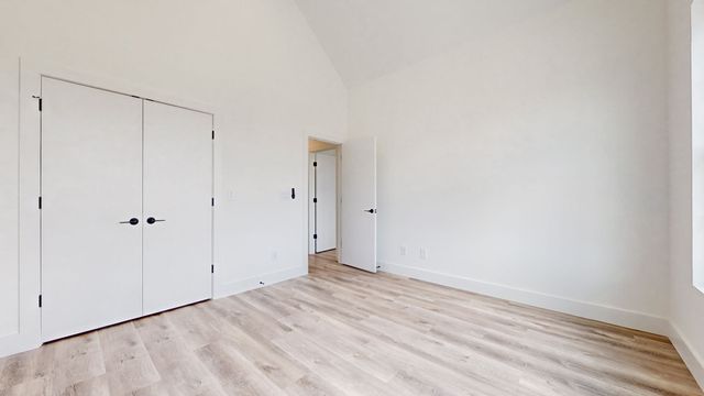 267 Paragon Mills Rd, Nashville, TN 37211