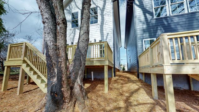 267 Paragon Mills Rd, Nashville, TN 37211