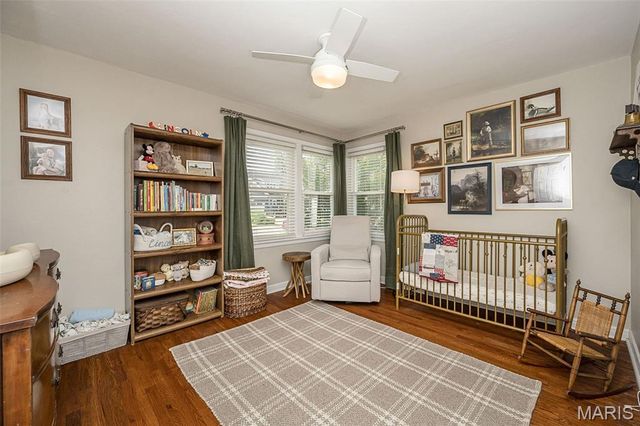 581 Meadowridge Drive, Kirkwood, MO 63122