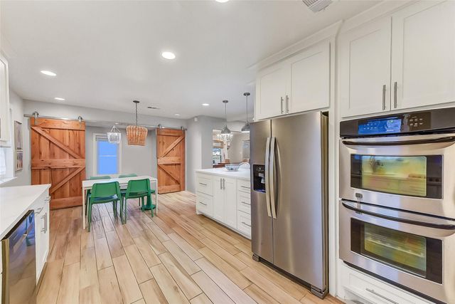 5323 Rutherglenn Drive, Houston, TX 77096