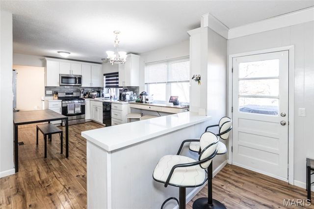 1230 Summit Meadows Drive, Fenton, MO 63026