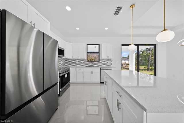 205 E 15th ST, Lehigh Acres, FL 33972