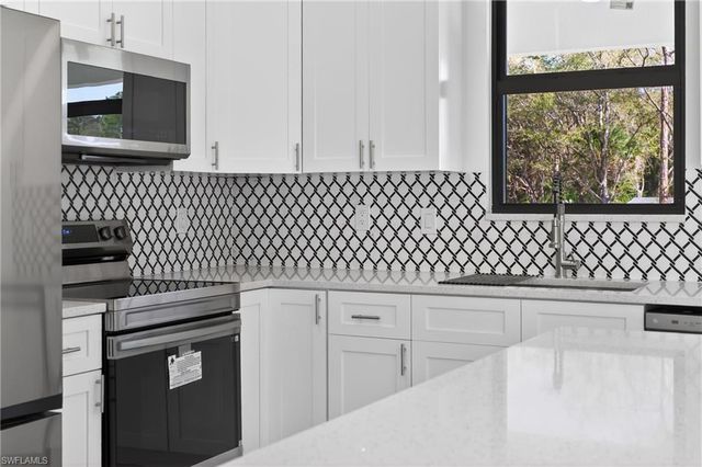 205 E 15th ST, Lehigh Acres, FL 33972