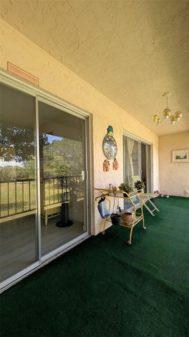 6080 NW 44th Street 305, Lauderhill, FL 33319