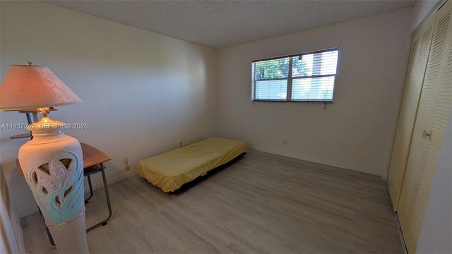 6080 NW 44th Street 305, Lauderhill, FL 33319