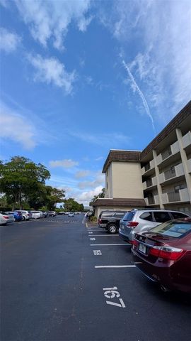 6080 NW 44th Street 305, Lauderhill, FL 33319