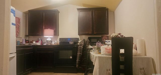 915 NOVELLA, Adkins, TX 78101