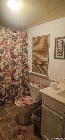 915 NOVELLA, Adkins, TX 78101