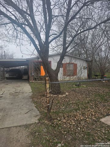 915 NOVELLA, Adkins, TX 78101