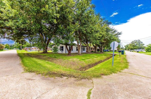 230 Tudor St, Houma, LA 70364