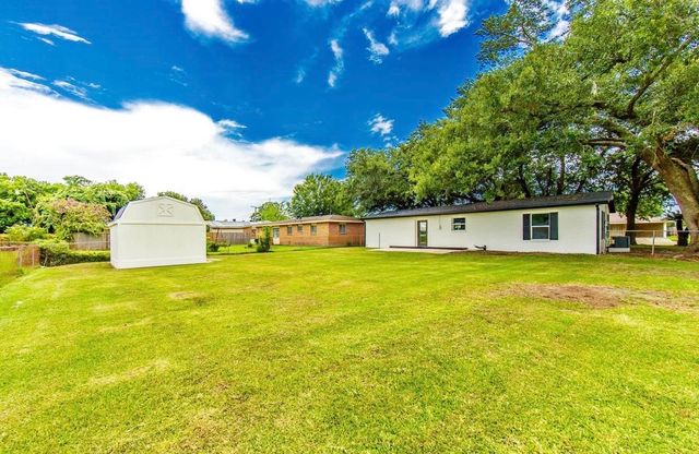 230 Tudor St, Houma, LA 70364