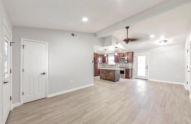 230 Tudor St, Houma, LA 70364